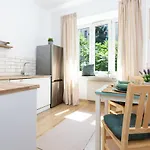 Metro Raclawicka Stylish & Modern Mokotow By Renters Appartement *