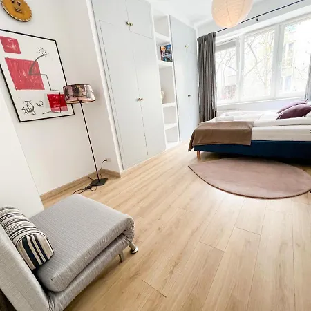 Metro Raclawicka Stylish & Modern Mokotow By Renters * وارسو