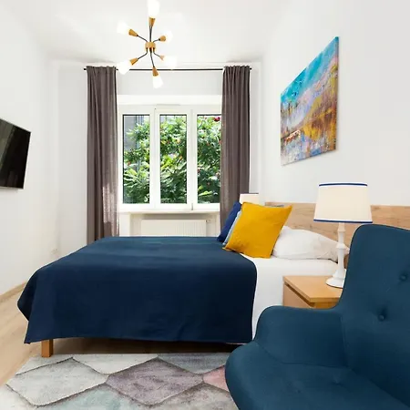Metro Raclawicka Stylish & Modern Mokotow By Renters Apartment Warschau