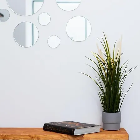 Metro Raclawicka Stylish & Modern Mokotow By Renters * Warschau