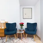 Lägenhet Metro Raclawicka Stylish & Modern Mokotow By Renters Warszawa